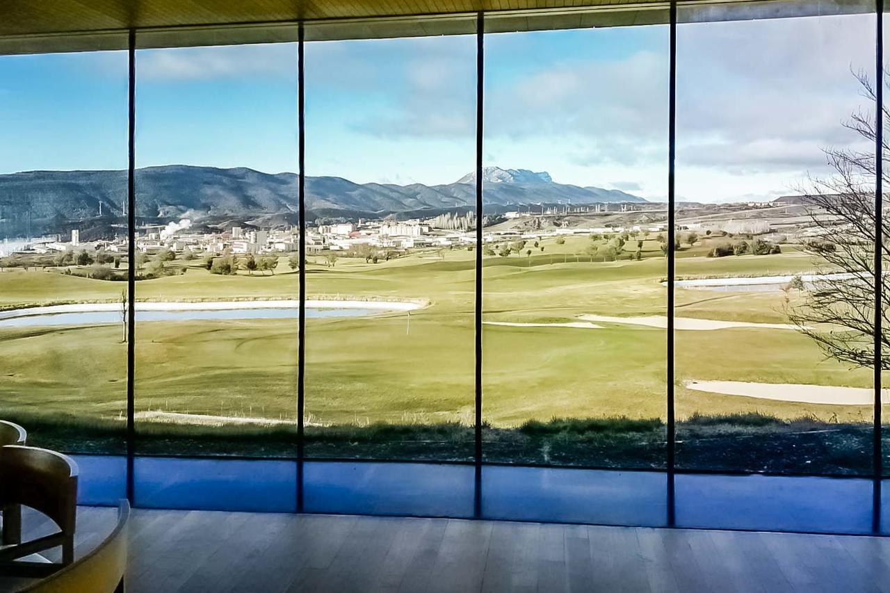 ​Exe Las Margas Golf Latas Екстериор снимка